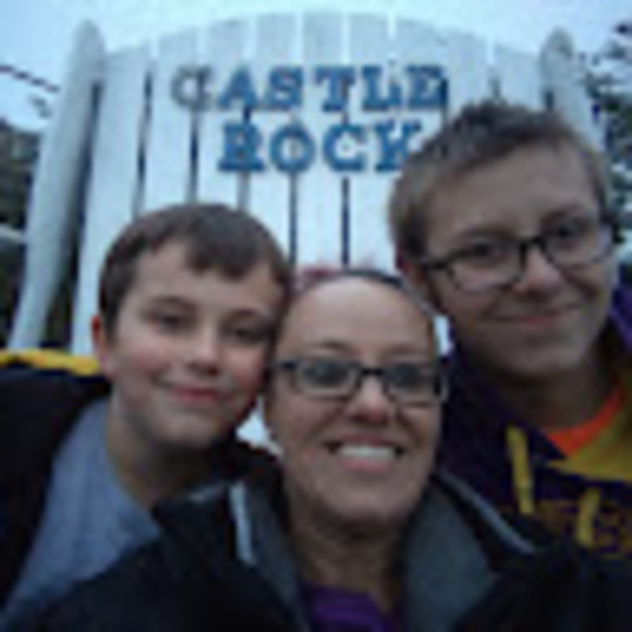 Meet your Posher, Cassandra - Picture 1 of 1